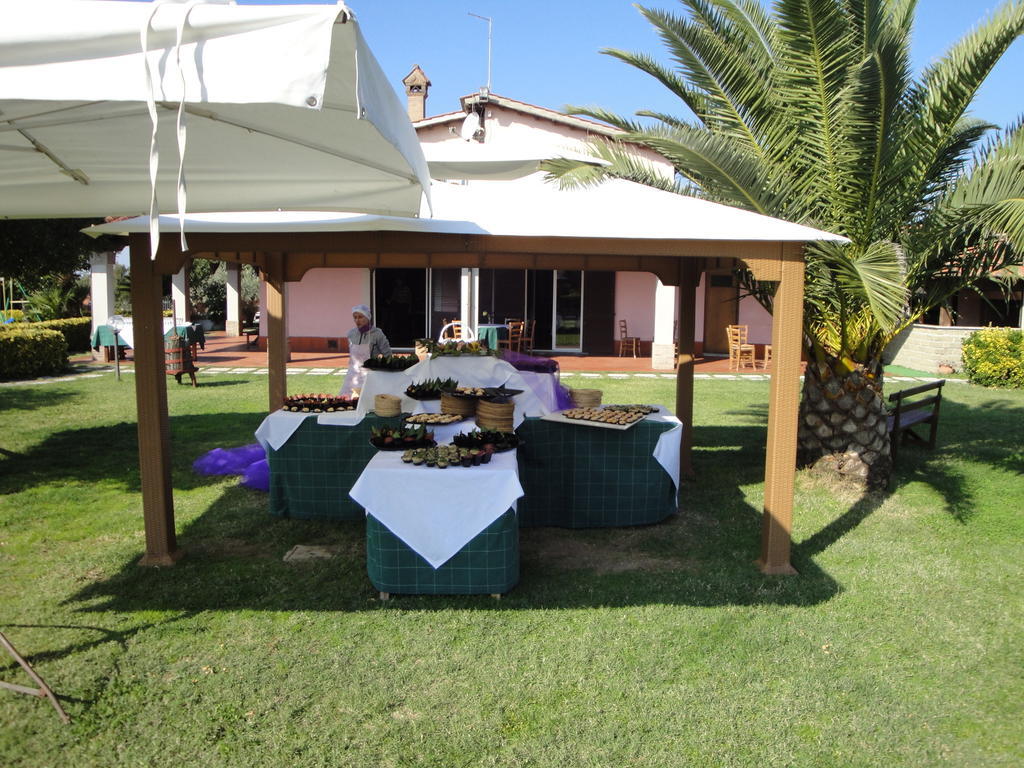 Agriturismo La Valle Di Ceri Черветери Екстериор снимка