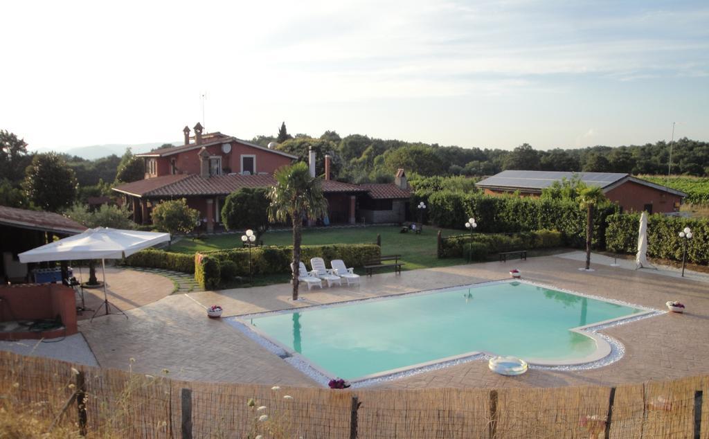 Agriturismo La Valle Di Ceri Черветери Екстериор снимка